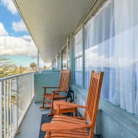 Newly Renovated Oceanfront Studio W/ Balcony - Daytona Beach 아파트 외부 사진