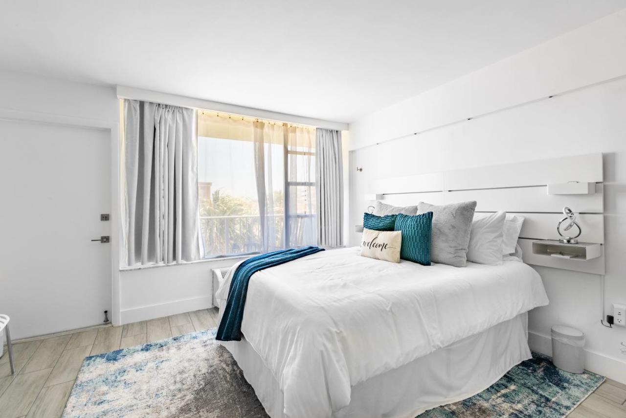 Newly Renovated Oceanfront Studio W/ Balcony - Daytona Beach 아파트 외부 사진