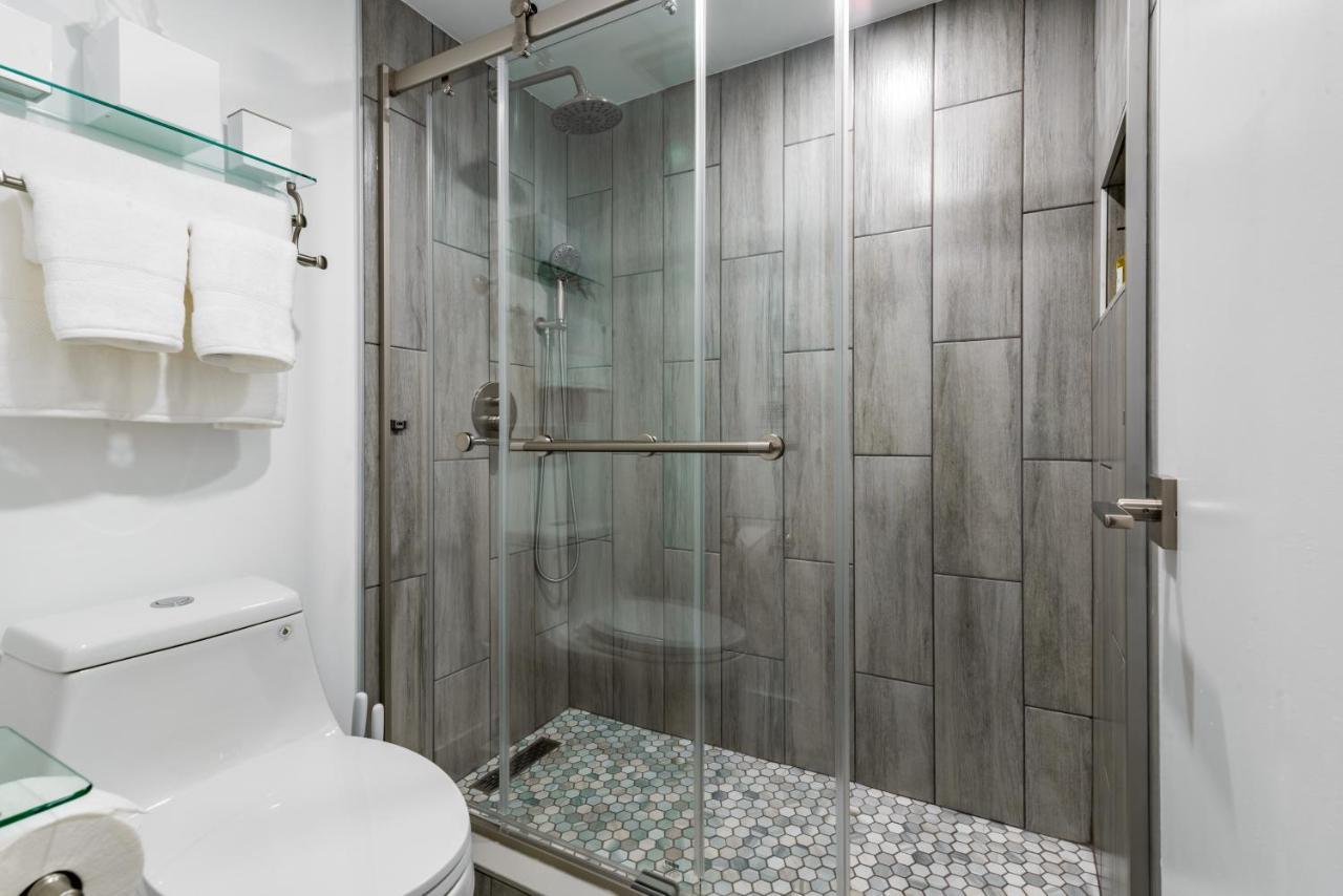 Newly Renovated Oceanfront Studio W/ Balcony - Daytona Beach 아파트 외부 사진