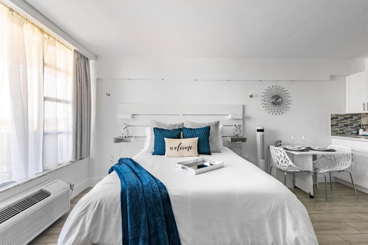 Newly Renovated Oceanfront Studio W/ Balcony - Daytona Beach 아파트 외부 사진